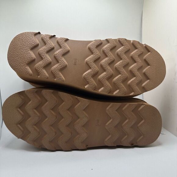 CUSHIONAIRE Women's Genuine Suede pull platform boot +Memory Foam 9.5 CHESTNUT - Picture 5 of 7